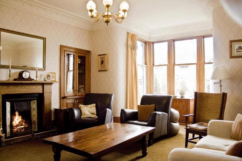 Dunallan Guest House Grantown-on-Spey エクステリア 写真